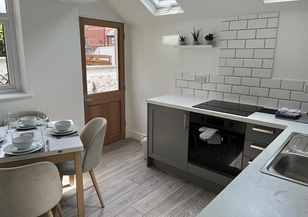 34 One Apartment Lytham St Annes Exterior foto